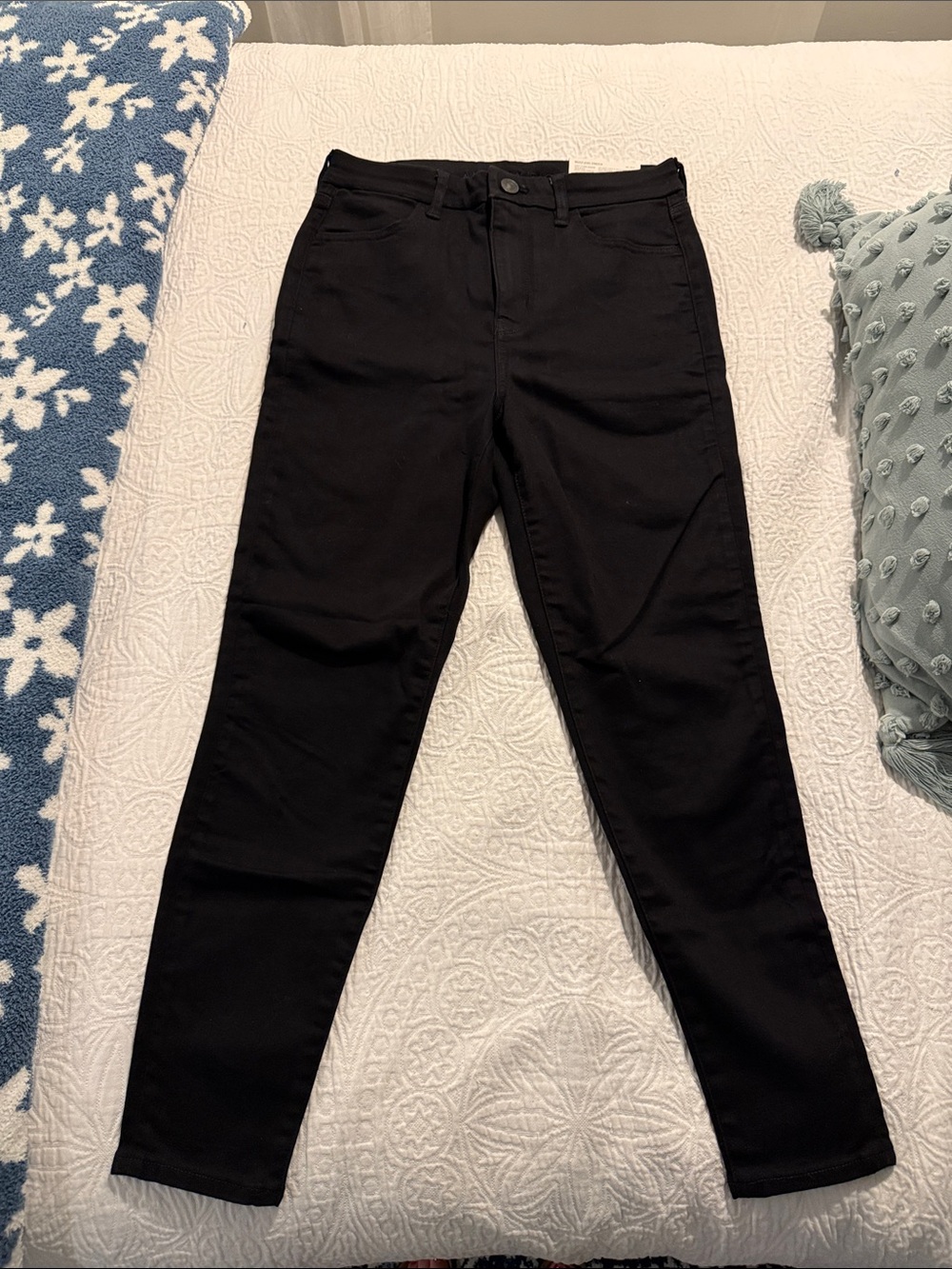 American Eagle Black Skinny Jeans